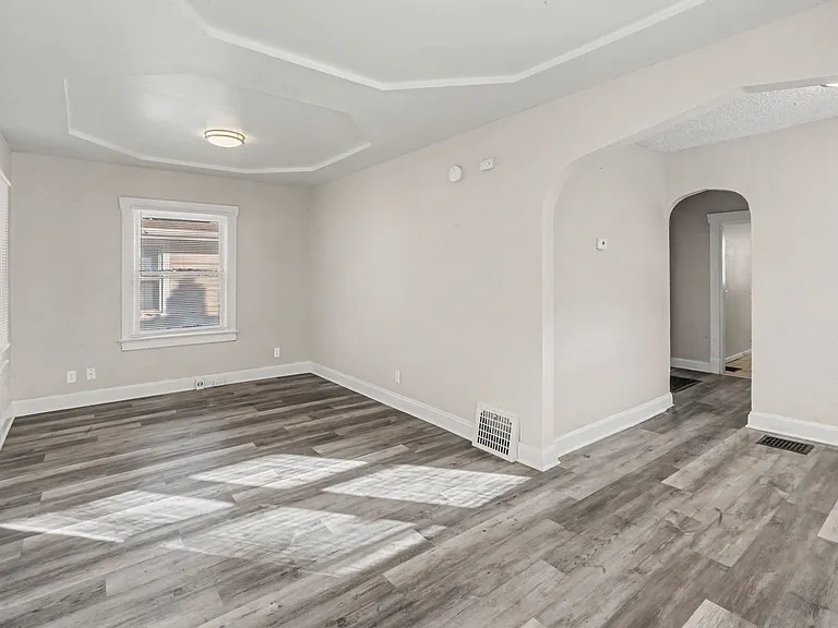 5713 Brooklyn Ave — Photo 2