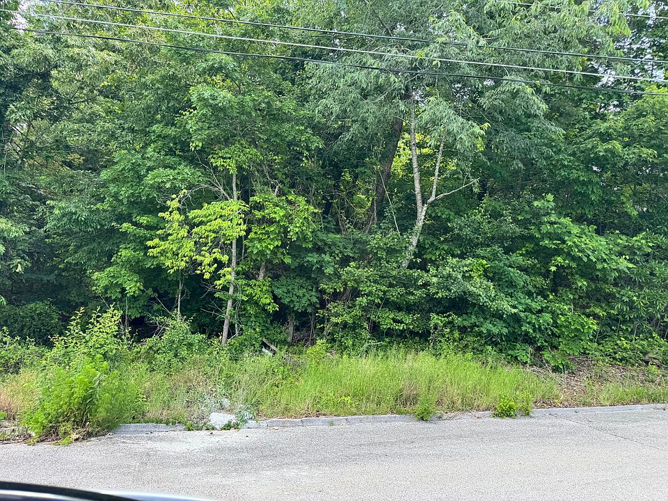 1st image of 7405 Woodland Bay Dr