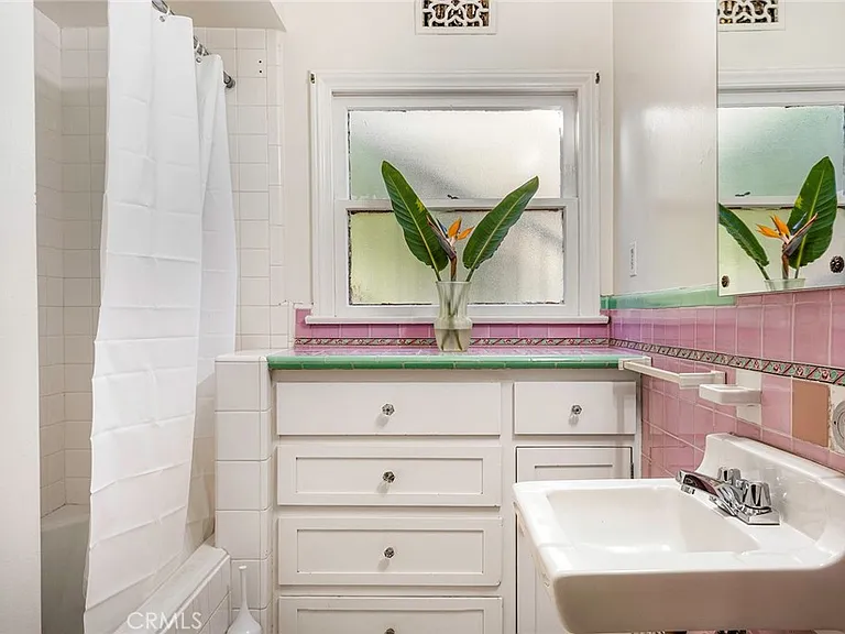 429 Olive Ave — Photo 19
