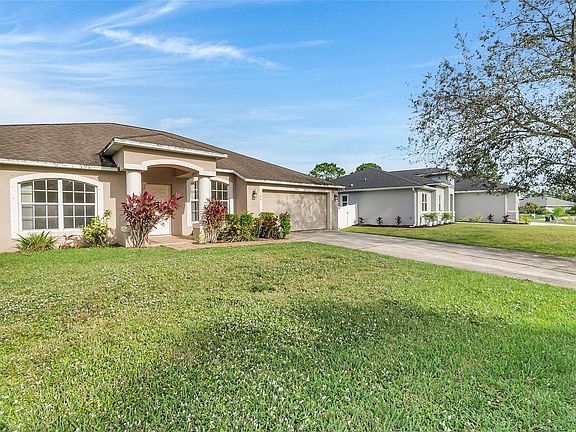 4th image of 1461 Goyer Road