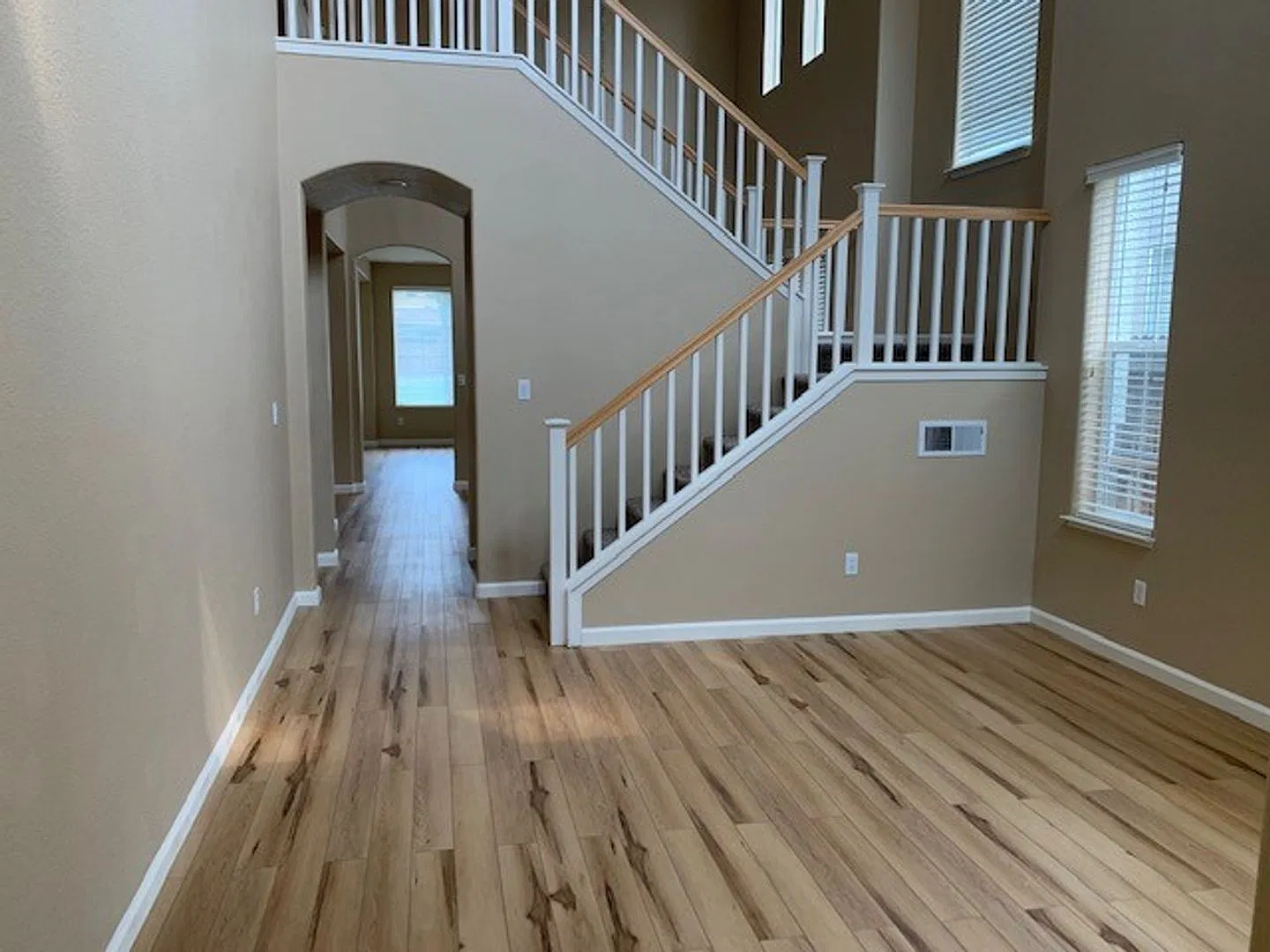 1715 Cavern Drive — Photo 3