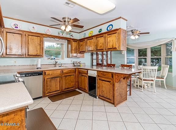 4th image of 208 Belle Grove Blvd