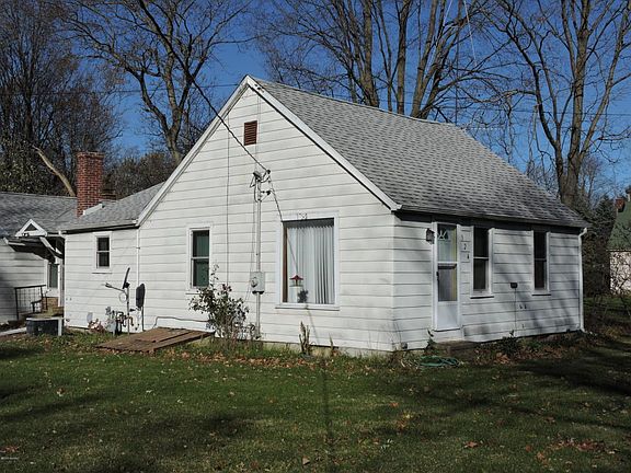 2nd image of 324 Sherwood St