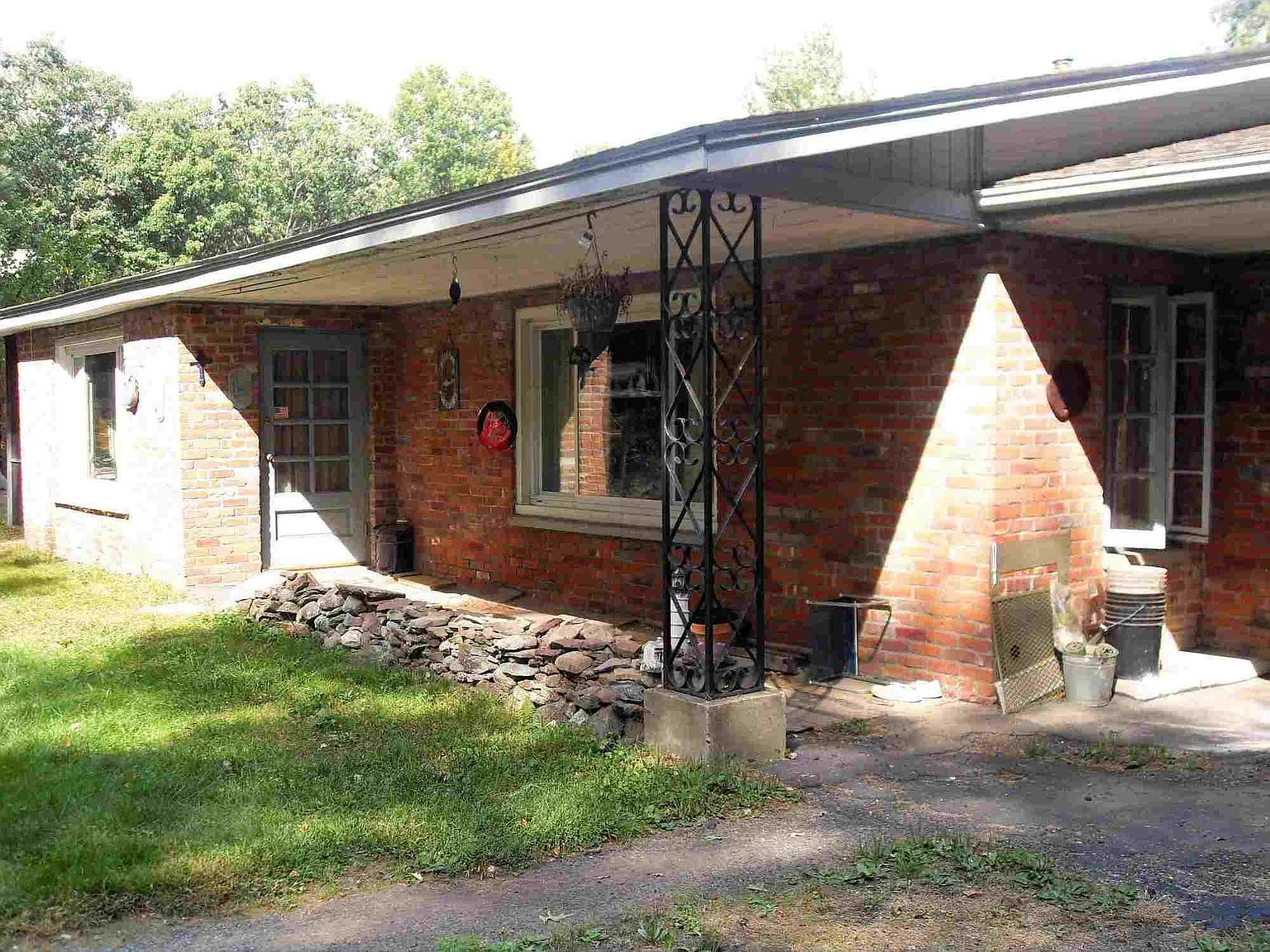 399 Springfield St, Wilbraham, MA 01095 Zillow