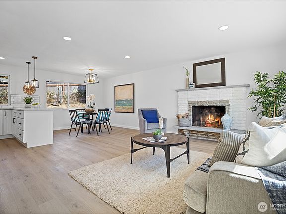 4th image of 6111 95 Drive SE