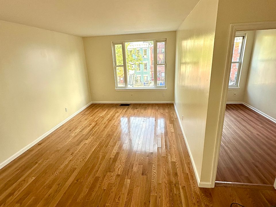 1st image of 291 Marion St