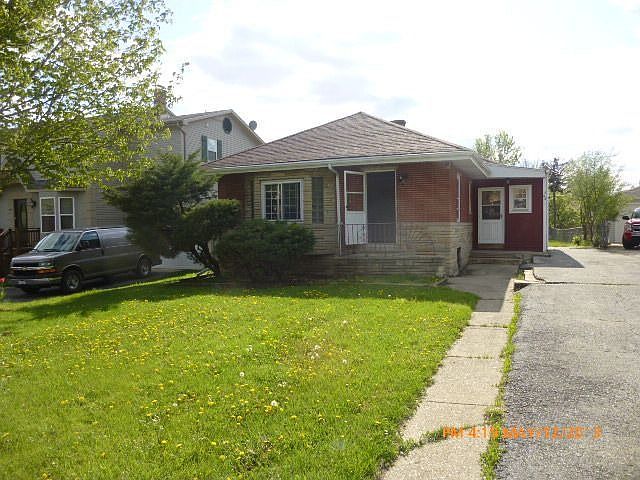 1st image of 444 N Walnut Ave