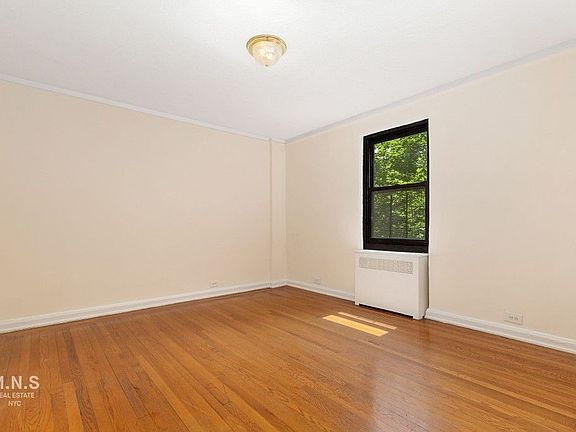 4th image of 2728 Henry Hudson Pkwy #A52