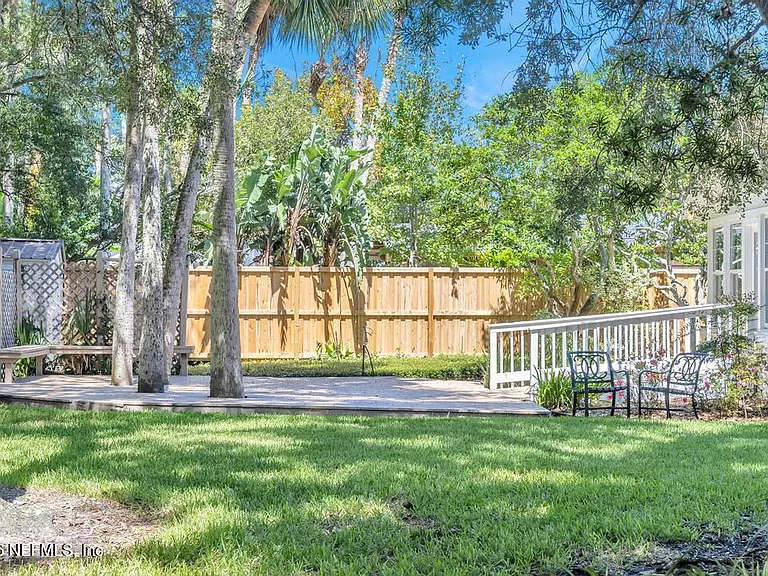 1452 Seminole Rd — Photo 45