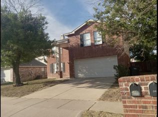 548 Hertford St, Crowley, TX 76036