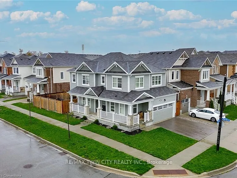 18 Blue Oak St — Photo 32