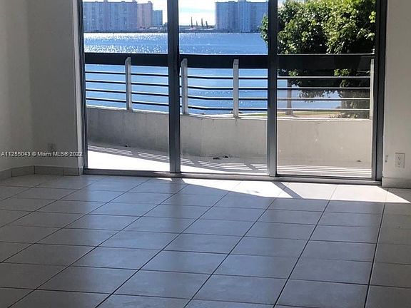 4th image of 19101 Mystic Pointe Dr APT 304