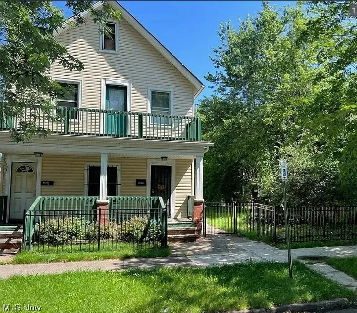 3422 Seymour Avenue — Photo 2