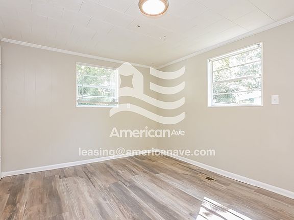 1527224_003_dining_room_4.jpg