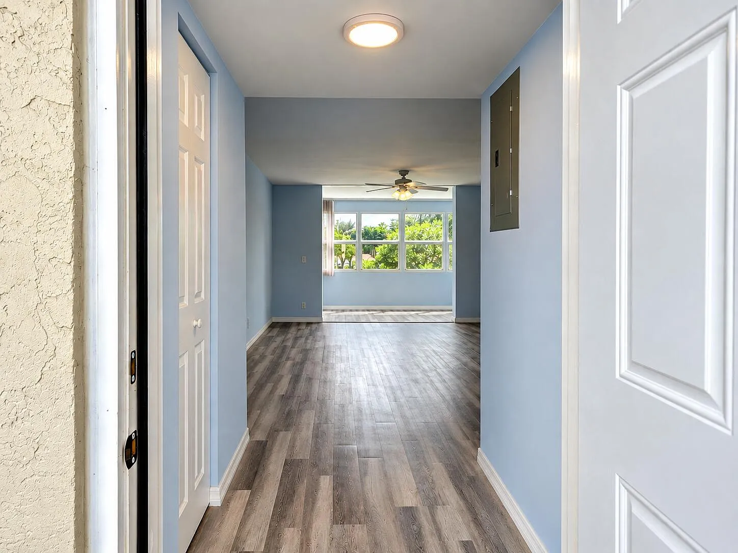 2 bed, 2.0 bath, 1005 sqft, $2,100 — Photo 4