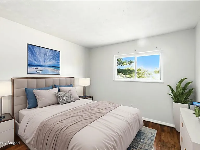 2145 Harrison Ave #6 — Photo 8