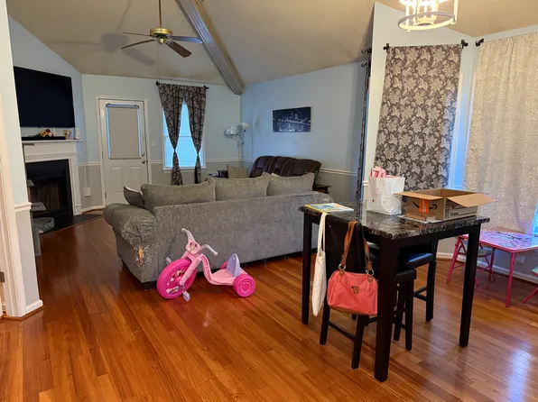 139 Barn Swallow Rdg, Yorktown, VA 23692