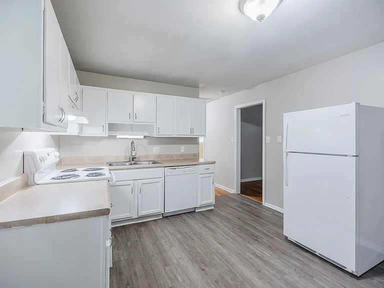 Forest Pointe — Photo 123
