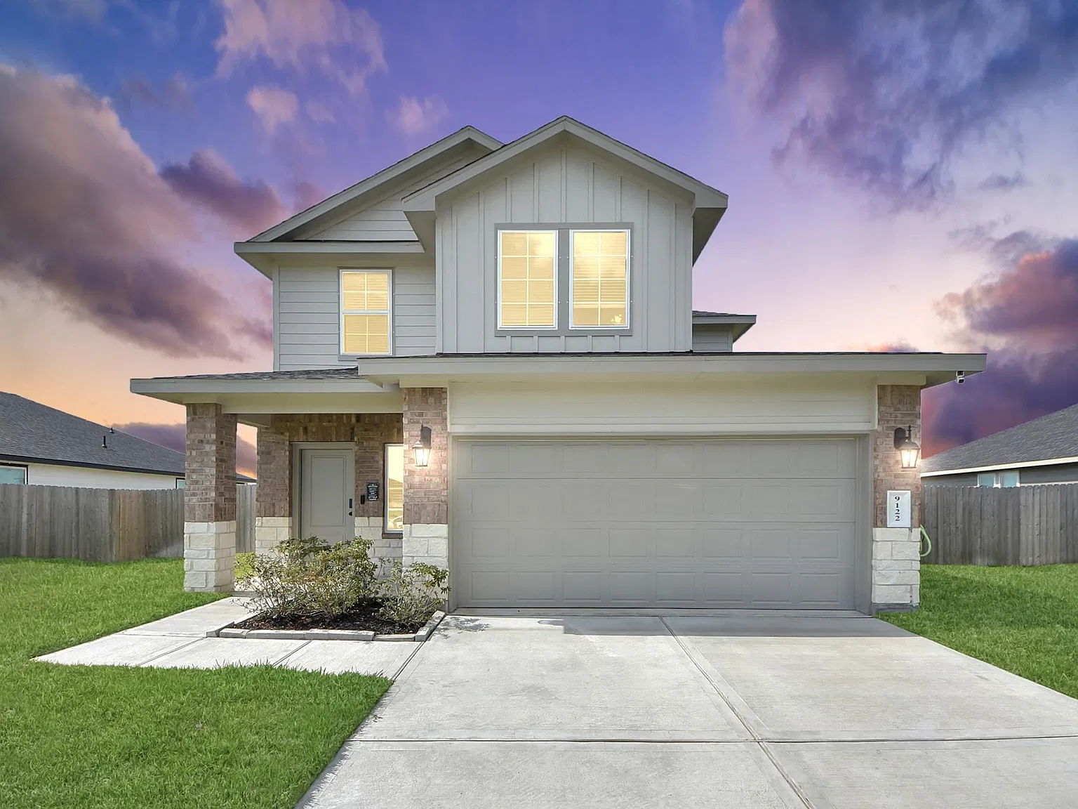 4 bed, 2.5 bath, 2142 sqft, $2,600 — Photo 1