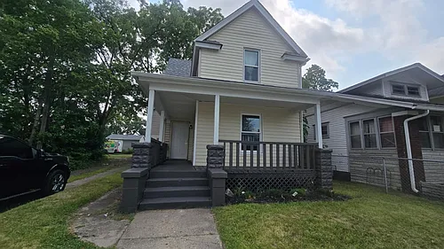514 Studebaker St #1 Photo 1