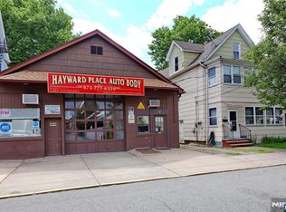 106-110 Hayward Pl, Wallington, NJ 07057