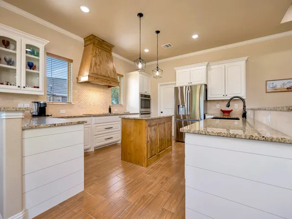 3224 N Cardinal Rd, Azle, TX 76020