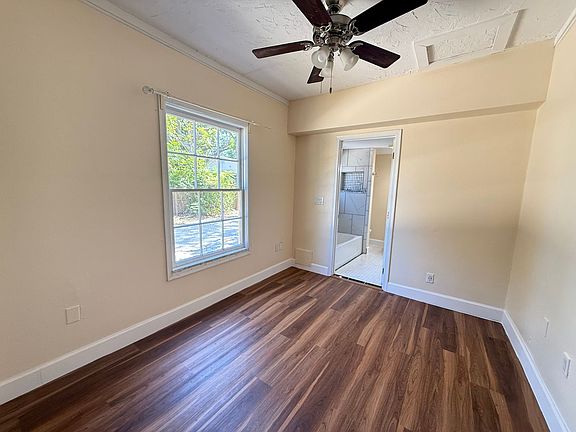 3rd image of 3817 Rilma Ave