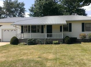 360 N Summit St, Smithville, OH 44677