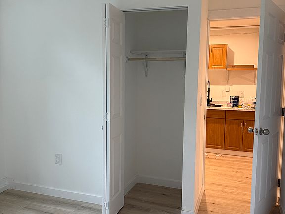 5th image of 14112 NE 62nd St #3