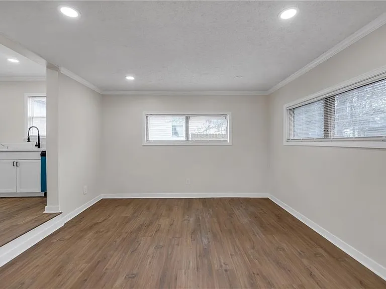 2060 Baker Rd NW — Photo 17