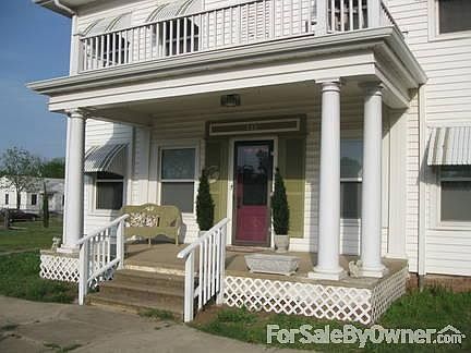 20 x 10 Concrete Porch Front Entry
