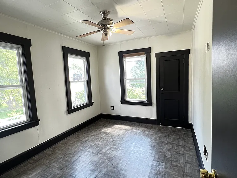 224 Fern Ave #2 — Photo 6