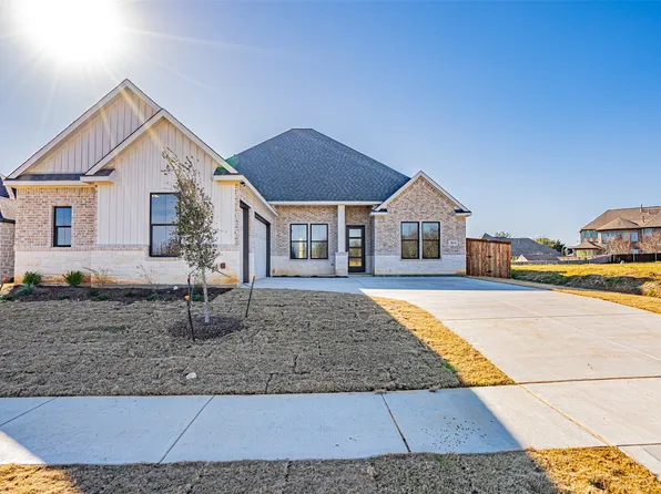 964 Bandon Dunes Dr, Burleson, TX 76028