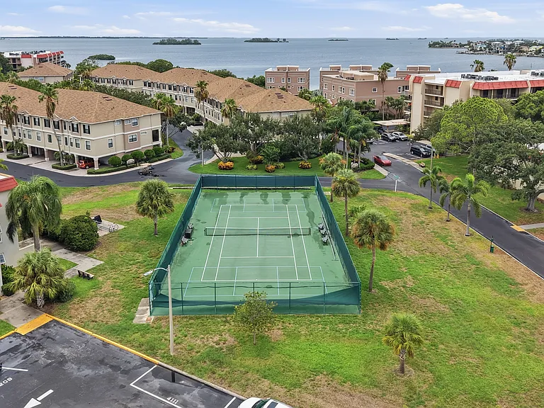 2700 Bayshore Blvd #6200 — Photo 29