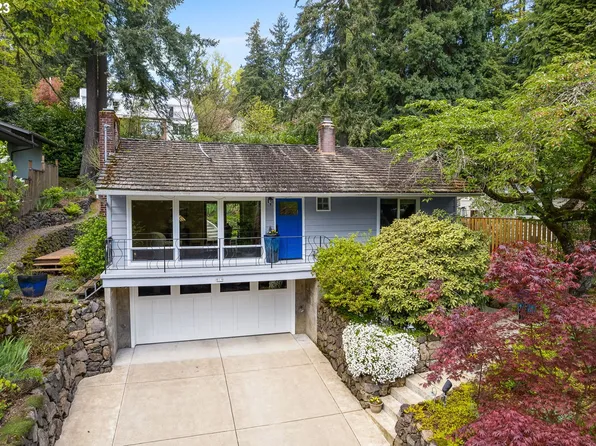 919 SW Cheltenham St, Portland, OR 97239
