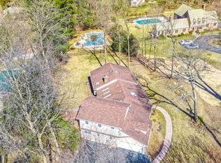 50 Dunlop Rd, Huntington, NY 11743