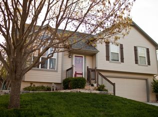 16296 S Hunter St, Olathe, KS 66062
