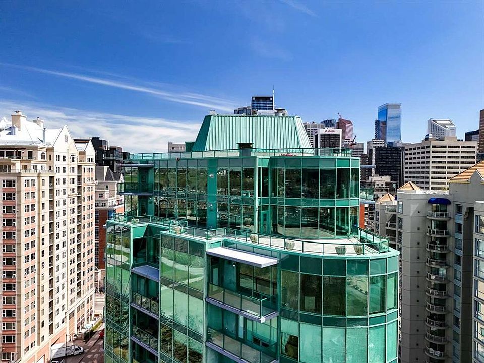 1st image of 837 W 2nd Ave SW #1401
