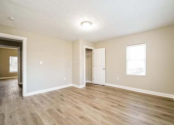2nd image of 599 Seymour Ave