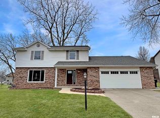 6515 N Tammarack Ln, Peoria, IL 61615