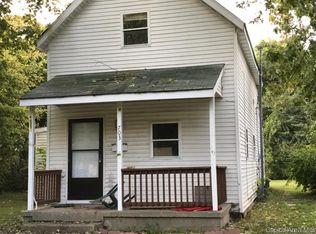 703 E Douglas Ave, Jacksonville, IL 62650