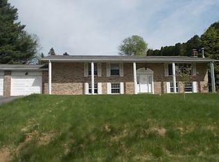 46 Hilltop Rd, Berwick, PA 18603