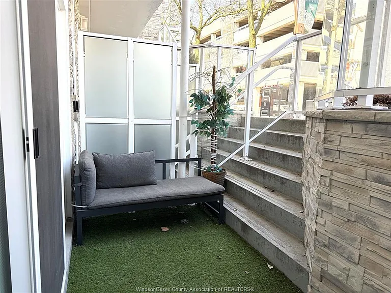 477 Pelissier St #3 — Photo 7