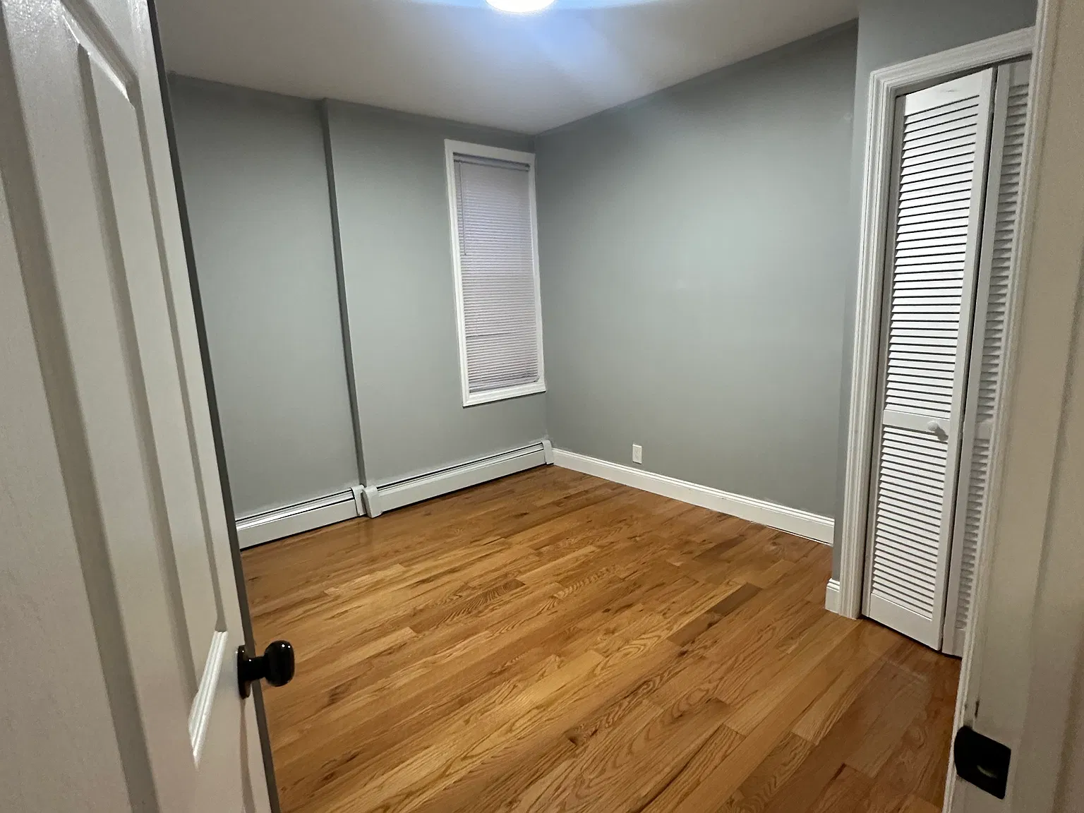 4 bed, $4,011 — Photo 2