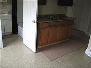 2nd image of 935 State Ave APT 2A