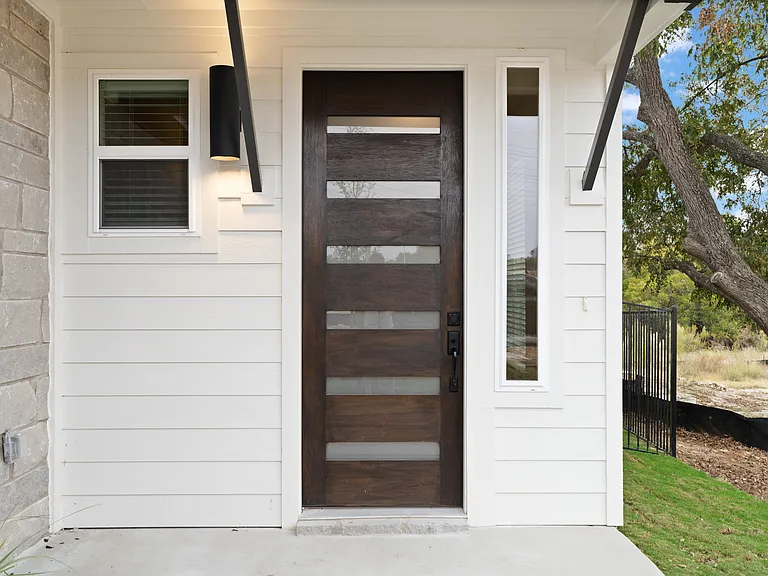 1612 Kit Cir — Photo 2