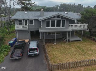 558 Point Ave, Depoe Bay, OR 97341