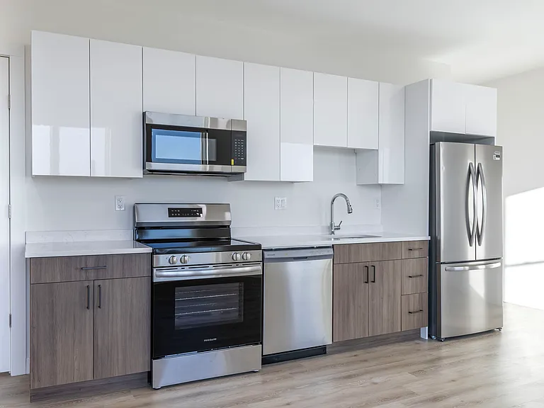 02 Harbor - Apt 502