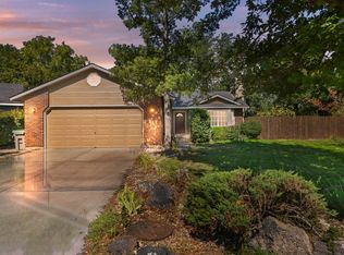 1300 E Pineridge Dr, Boise, ID 83716