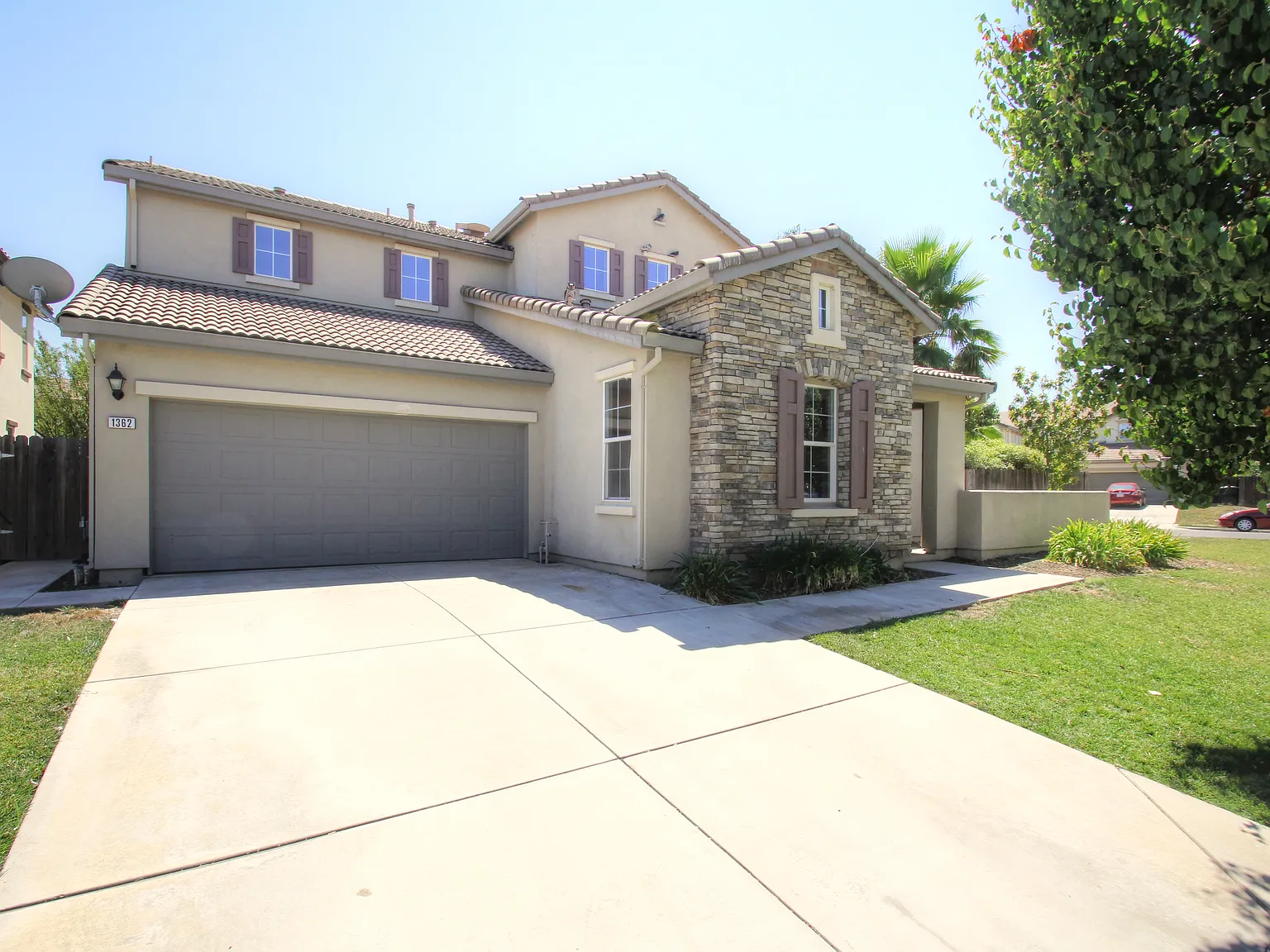 1362 Snake Creek Dr photo 1